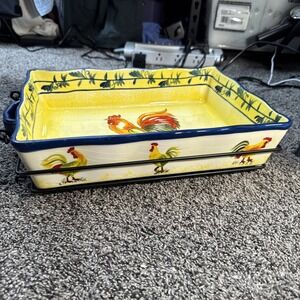 Temptations by Tara Rooster 3.5 QT Casserole Dish with Metal Table Rack
